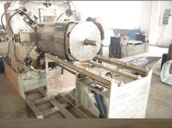 Tube shrinking machine